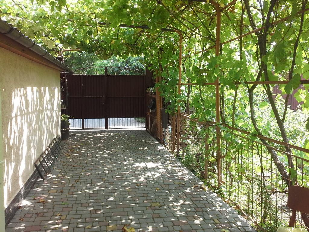 Dvorik Na Bolshom Fontane Apartment Одеса Екстериор снимка